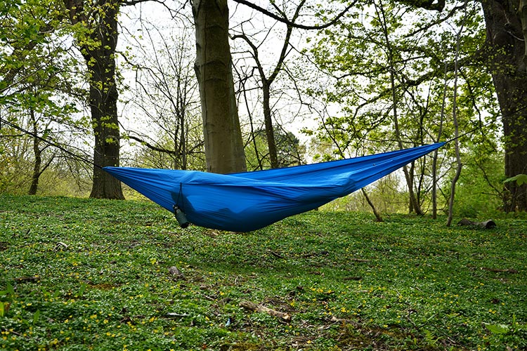 dd-chill-out-hamac-d-tente-vert-olive-porte-gobelet image 8